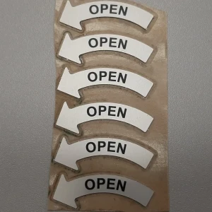 Маркировочные шильды — Шильд с фрезеровкой — фото